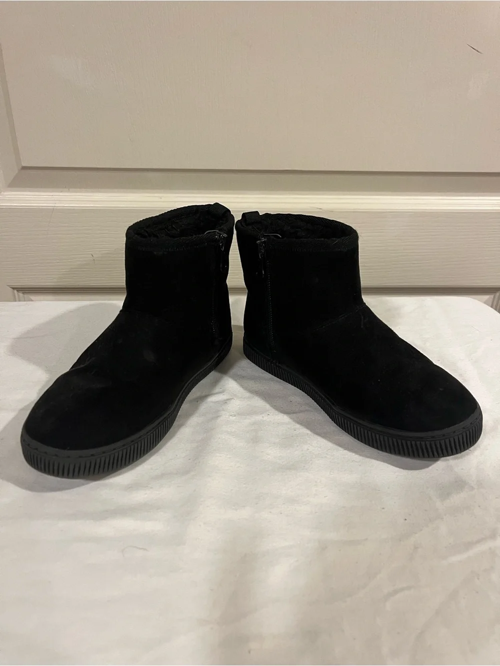 🪷 Cat & Jack Kids Black Ankle Boots - Cozy Zip-Up Winter Shoes